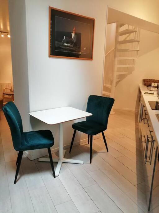 Duplex Situe Dans Le Centre De St Valery En Caux Apartment แซ็ง-วาเลรี-อ็อง-คู ภายนอก รูปภาพ